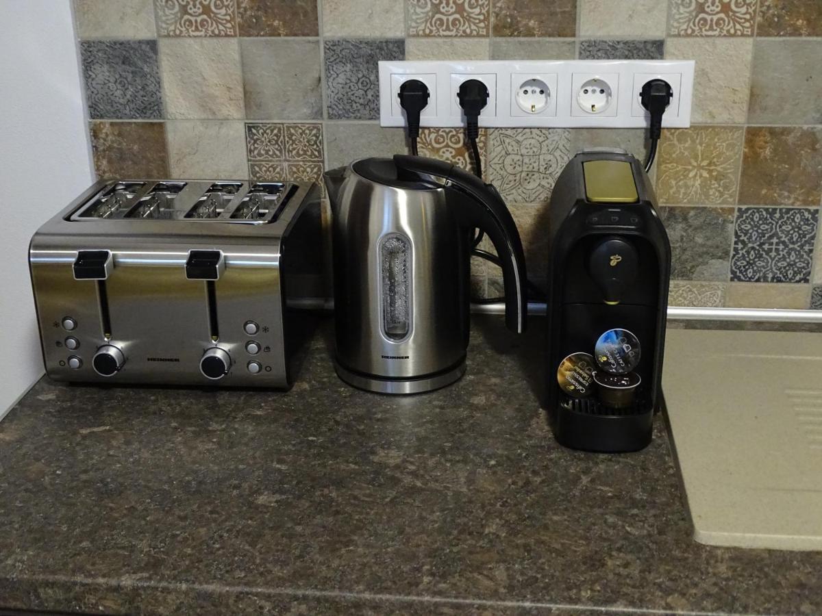 Ole Apartment - Get Your Energy For Free! Coffee And Tea On The House Timişoara Eksteriør bilde